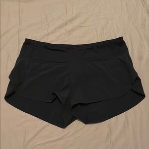 Lululemon Women’s Speed Up Low-Rise Lined Short 2.5", Black, size 6